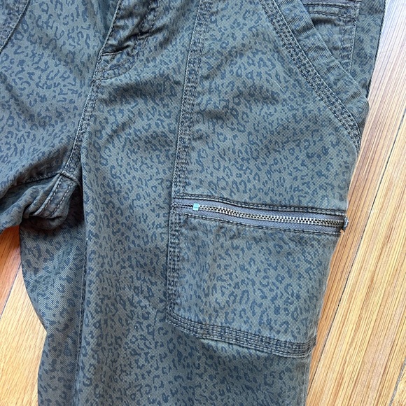 Multi detail jeans - Picture 2 of 5